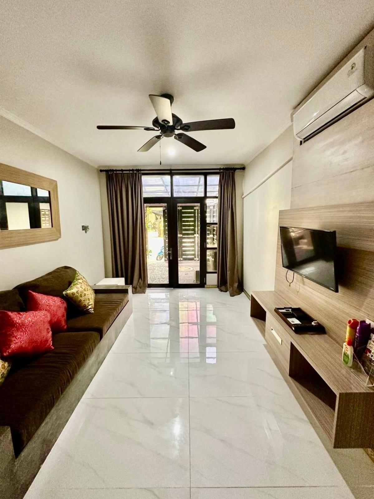 Kuta Regency B10 One Bedroom Villa Ngoại thất bức ảnh